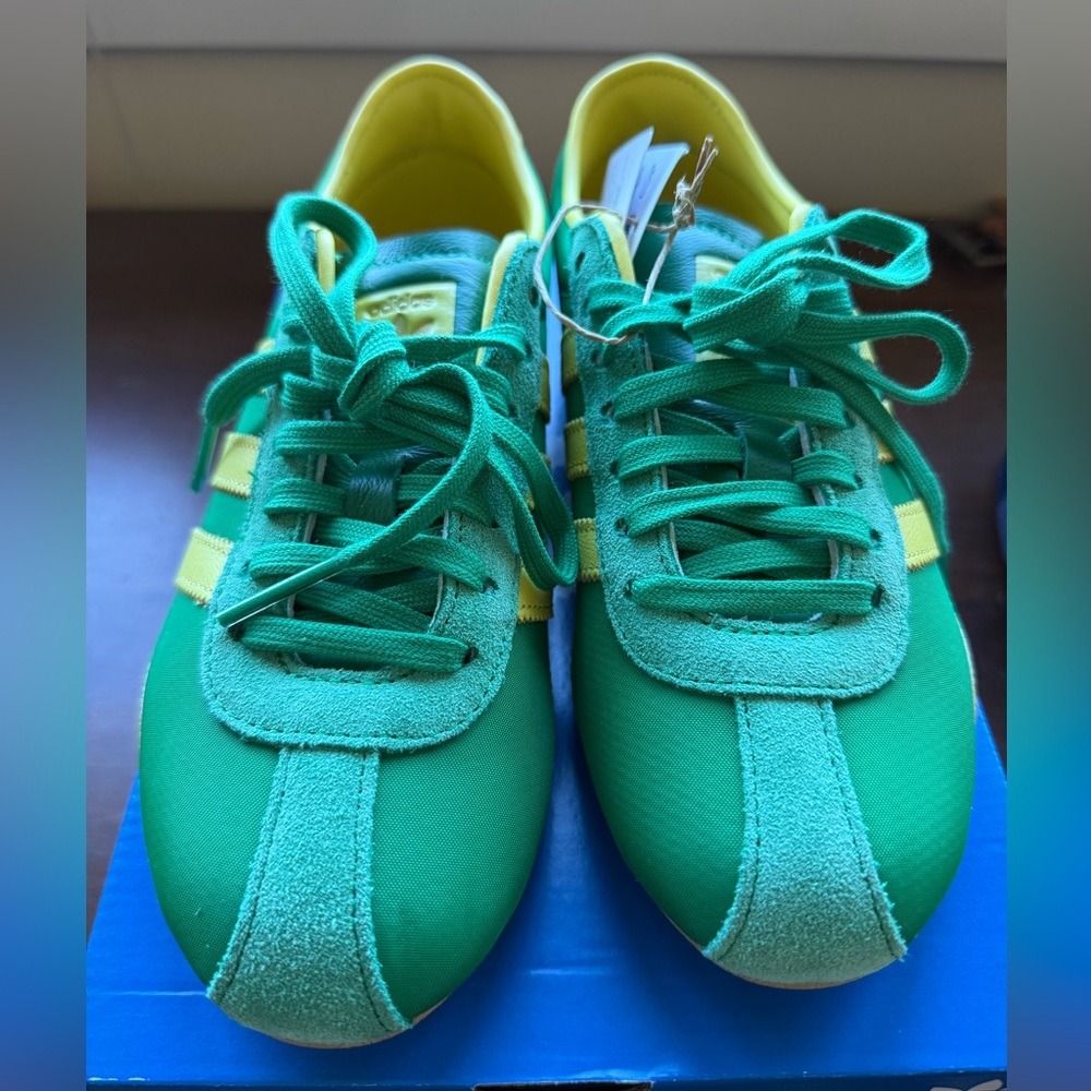 NWT/NIB Adidas Tokyo sz 6.5 - Picture 2 of 8